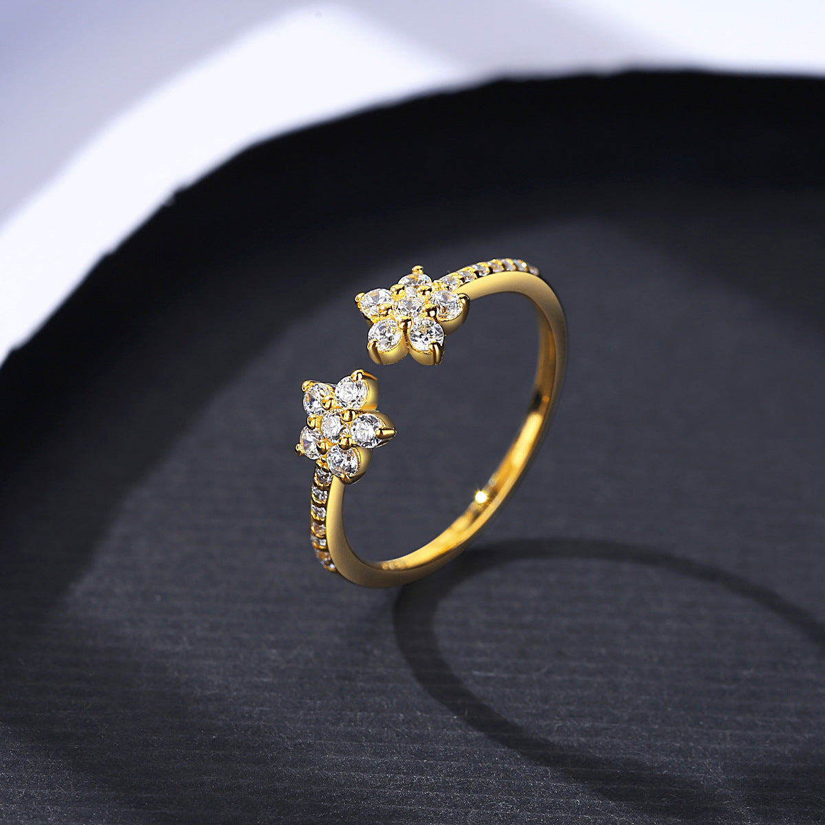 Micro-pave Zircon Ring In JapaneseKorean Style Open And Adjustable